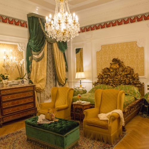 106 Suite - Giuseppe Verdi royal suite second room